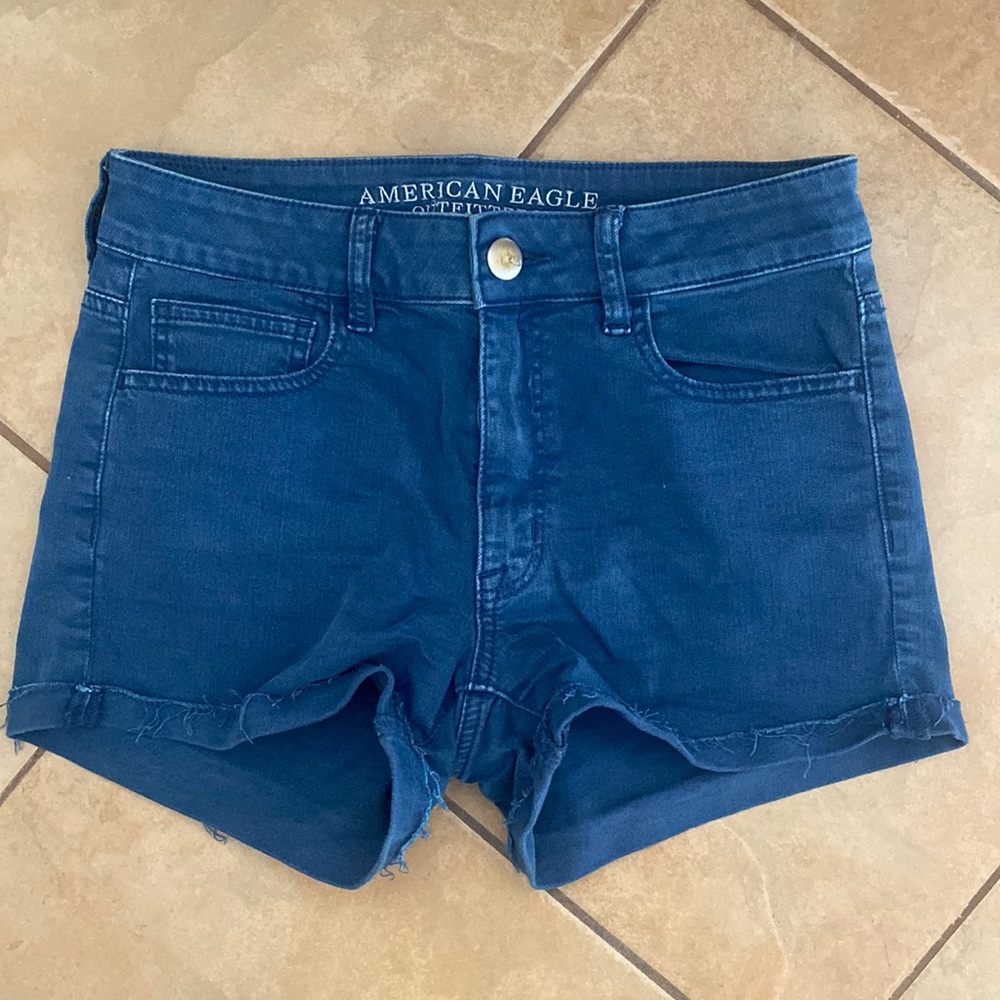 American Eagle hi-rise denim shorts, size 6